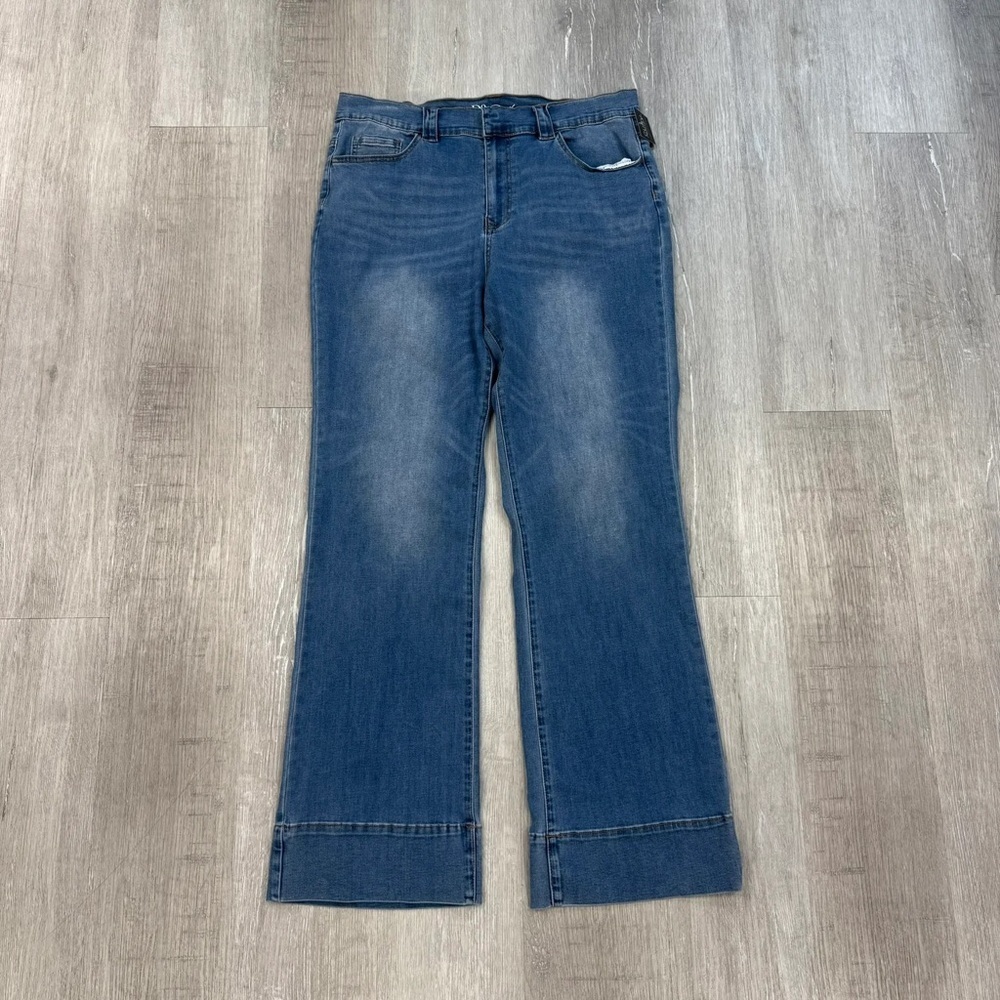 DG2 Classic Stretch Flare Jeans - Size 16 Tall